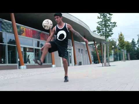 Super ball 2015 - Battles top 16 intro (Ricardinho, Brazil)