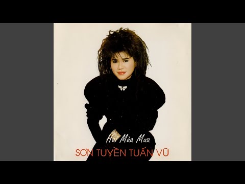 Thể hiện bởi Sơn Tuyền