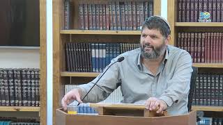 אמונת ישראל בעצמם בקריעת ים סוף - פרשת בשלח | הרב אורן טרבלסי (ישיבת מכון מאיר) - התמונה מוצגת ישירות מתוך אתר האינטרנט יוטיוב. זכויות היוצרים בתמונה שייכות ליוצרה. קישור קרדיט למקור התוכן נמצא בתוך דף הסרטון