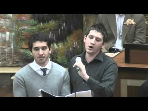 Tineri biserica Albini - Stau la umbra crucii Lui - www.predic.ro