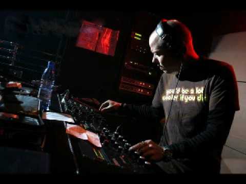 Help me with this track name plz Trance Elektro House (Thomas Penton Set)