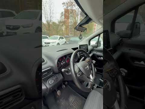 фото opel combo e 0