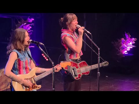 +++ LARKIN POE +++ RAZZMATAZZ 15-11-2025 BARCELONA +++