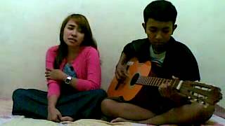 Download lagu Selalu Rindu cover By Iis.mp4 mp3