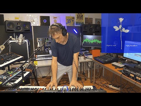 Modulares Synthesizer-Karaoke mit Depeche Mode