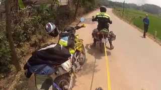 preview picture of video 'Dirt Biking Vietnam: Red Bull sucks 2014 - Deo Nua/Phuc Thuan/Thai Nguyen'