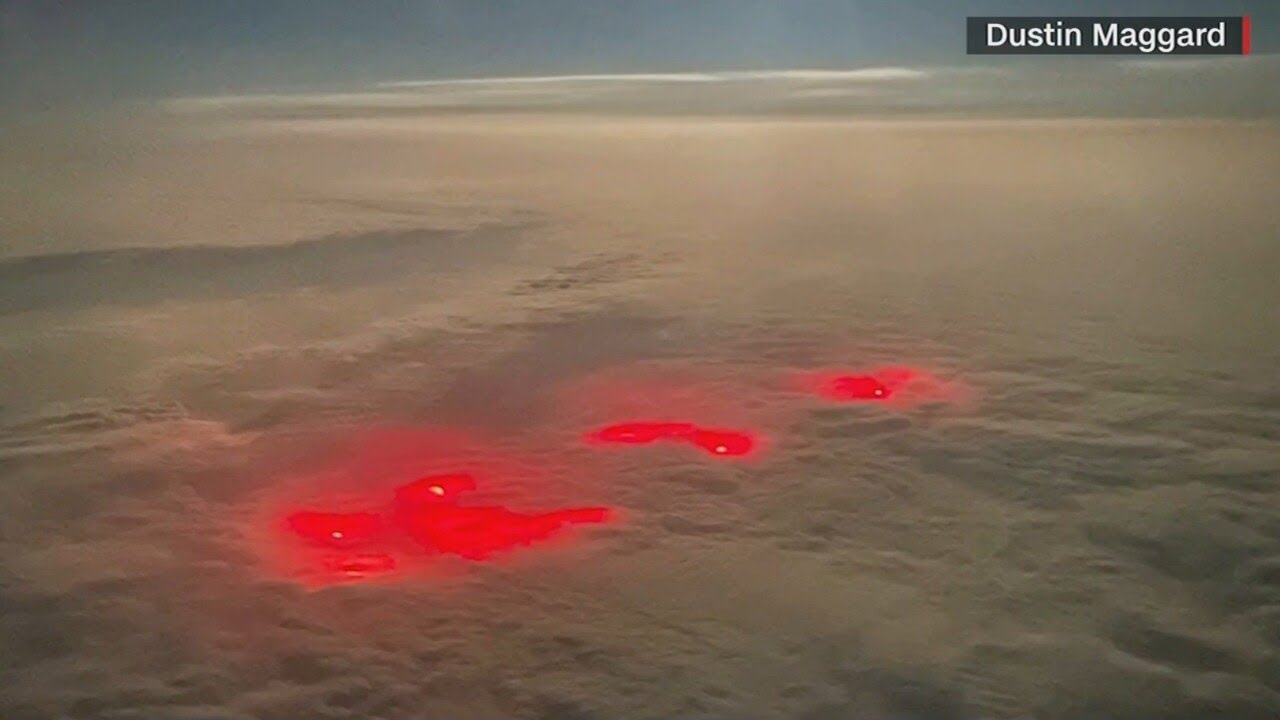 Mysterious red glow seen above Pacific Ocean
