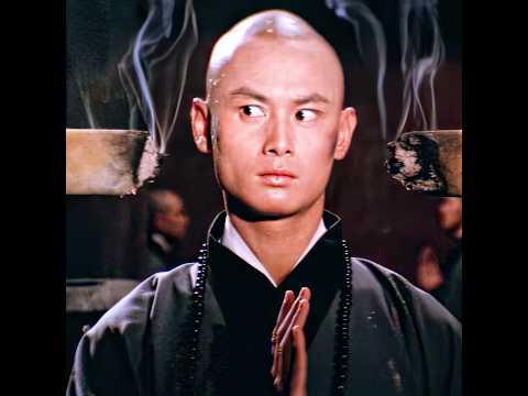 The 36th Chamber of Shaolin | He uses light to train the sharpness of his eyes🕯️👁️🥋
