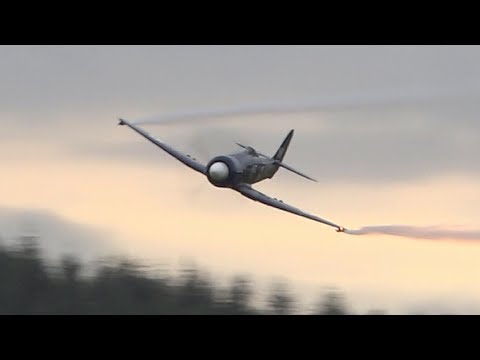 HAWKER SEAFURY Low, Loud & Fast