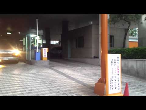 130625 Henry Lau leaving Arirang TV