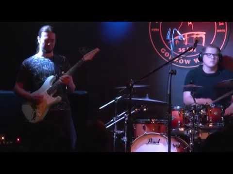 Wojtek Pilichowski Trio - "Sztandar" - Michał Trzpioła guitar solo