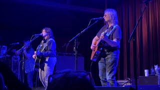 indigo girls: 2025-01-14: terminal west - atlanta, georgia - devotion