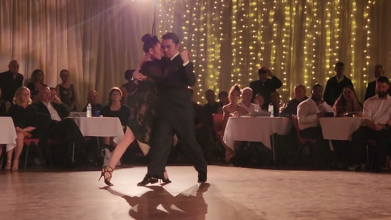 Amelia Ramble and Matthew Ferrol 1/2 tango performance at New Zealand Tango Festival, July 2023