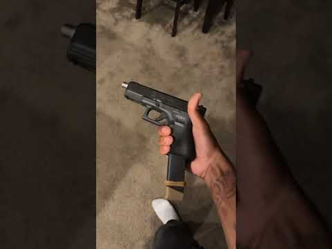 True precision Threaded barrel Glock 19 gen 5 🤭🤭 #glock #pistol #ytshorts #glockperfection