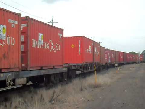 QUBE's  #4112 -- Islington Junction -- G512/442s5/8044