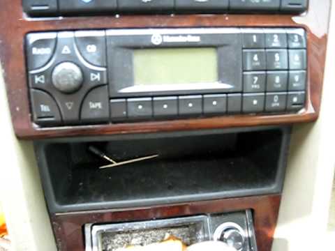 Parting out 1999 Mercedes C280  100458