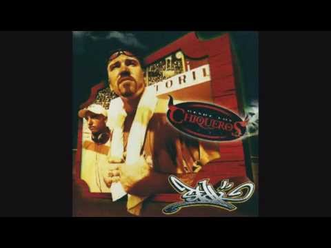 04 SFDK - Fuera de lugar (con Sandra) [Desde los chiqueros 2000]