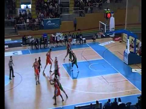 BASQUET CORUÑA 68 PALMA AIR EUROPA 77  J_24   2014_15