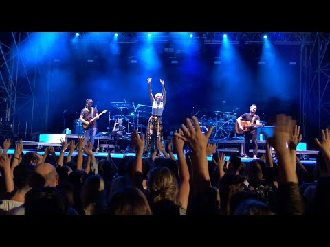 ELIZA G - Live opening act Jess Glynne