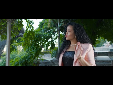 Elisa Paola - Corazon Bonito (Official Vídeo)