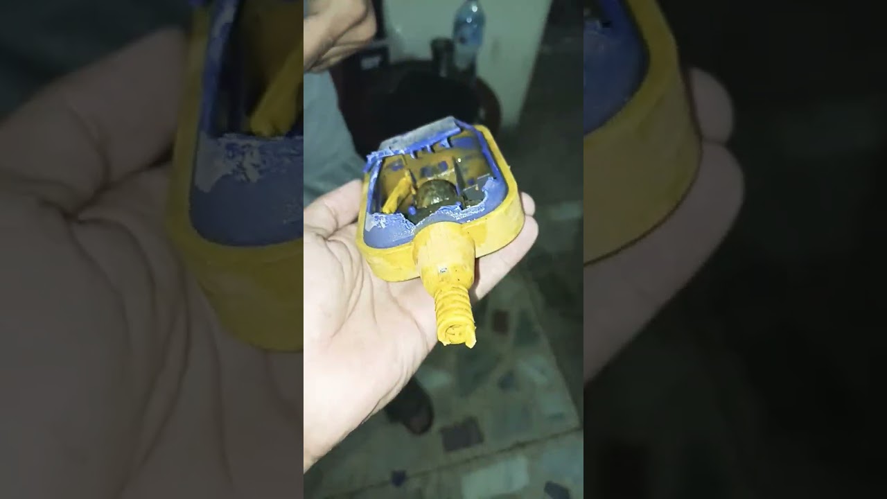 inside a water float sensor