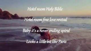 The Last Shadow Puppets-Everything You&#39;ve Come To Expect (Lyrics)