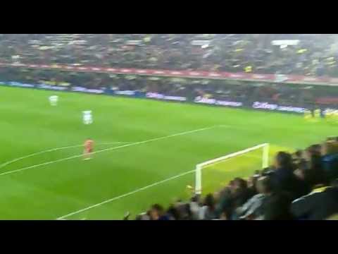 Golazo de marcos senna (villarreal--real madrid) 1--1 - 21 03 2012