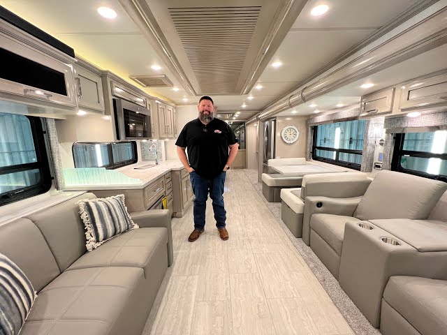 Preview image of 2024 Newmar Ventana 3809 (17N232057) youtube video