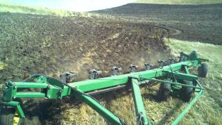 preview picture of video 'Caterpiller Challenger 75E plowing on the Palouse'