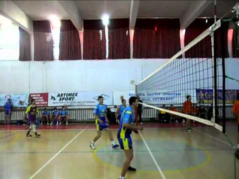 Volei: UMF Cluj - CSM Campia Turzii 3-0