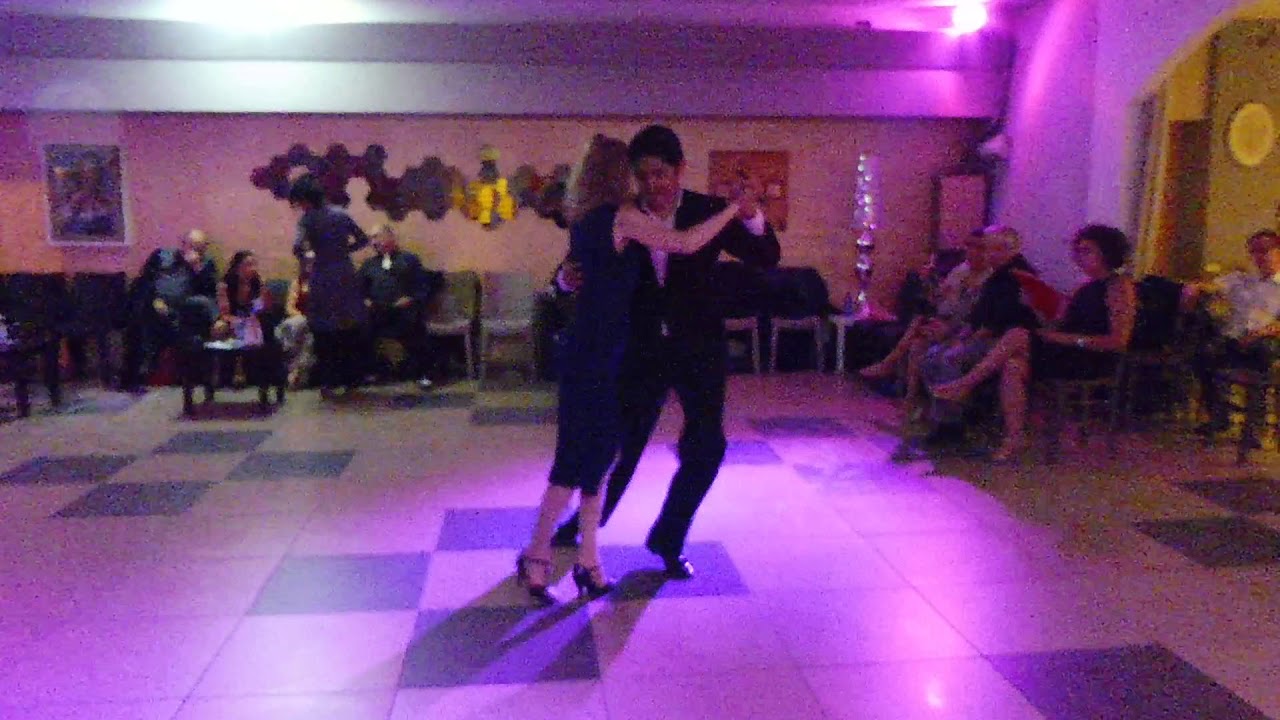 Dody    Pablo Martinez...Tango Asi' al Cleo Cafe'