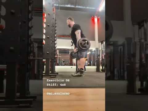 treino de panturrilha, posteriores e glúteos, depois experimenta e depois deixe seu comentário 👊👊💪💪