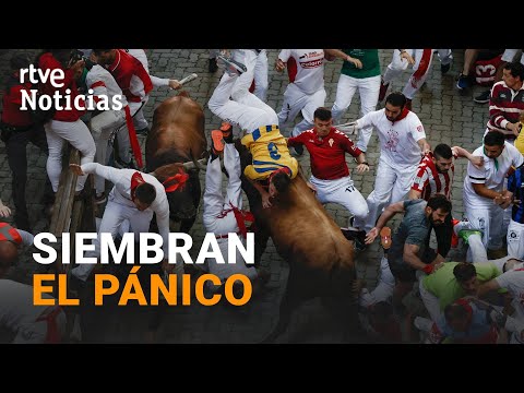 Mon July 11 2022 encierro with Cebada Gago bulls in Pamplona