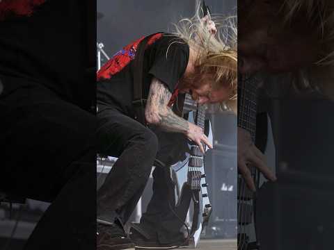 How does he even play like this?!