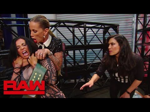 WATCH – Candice Michelle & Alundra Blayze Lay Claim To The 24/7 Title At WWE Raw Reunion