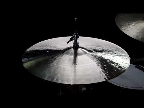 15 Hats, 1216g & 1010g - Handcrafted cymbals by Craig Lauritsen