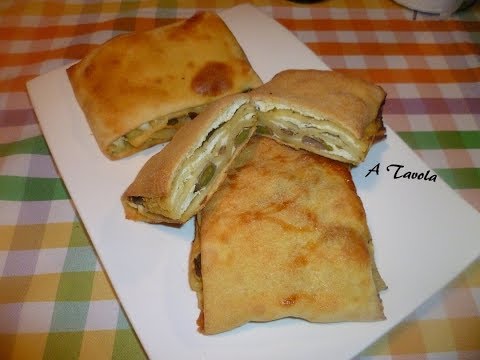 Come cucinare le fave verdi e gustarsele in una scaccia. Ricetta - Scaccia con fave verdi e ricotta