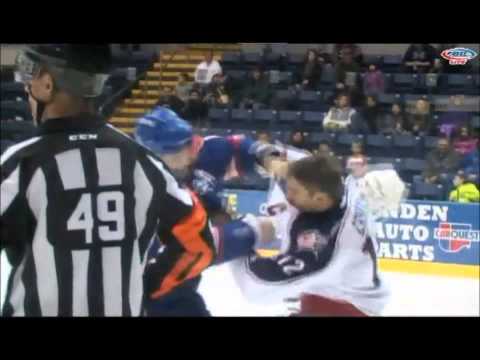 Patrick Maroon vs Ryan Craig