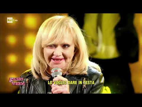 Rita Pavone -  Datemi un martelo ( Live ) 2020