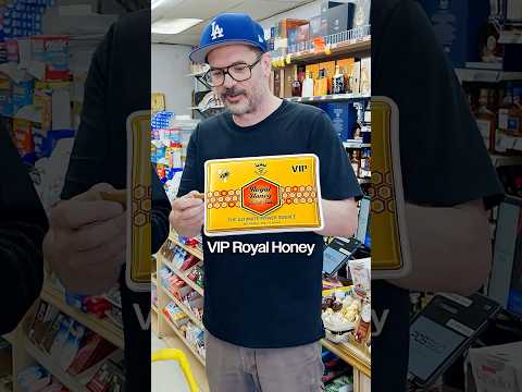 Jim Jefferies gets bricked up in a gas station 👀