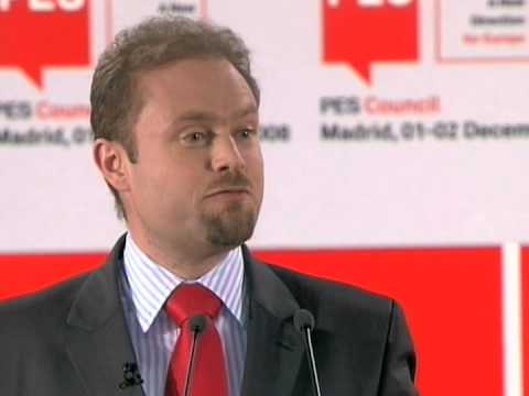 Joseph Muscat at adoption of PES manifesto in Madrid
