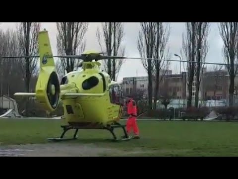 Ingestuurd traumahelikopter LFL1 stijgt op na uitruk Wormer