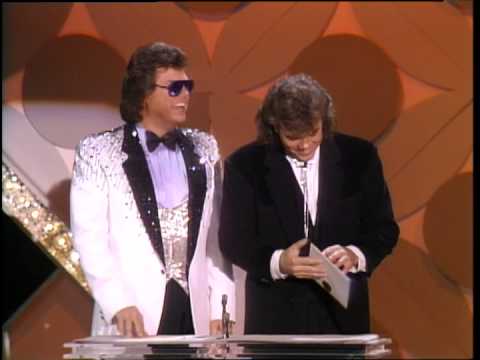 Reba McEntire Wins Top Female Vocalist of the Year - ACM Awards 1986