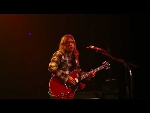 Barry Hay's Flying V Formation