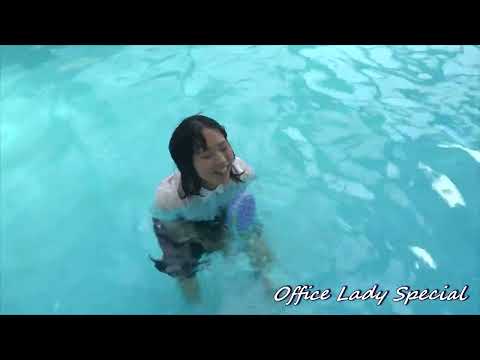 WETLOOK:Getting wet with uniform of Thailand university