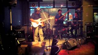 B:A Day In The Life : Jeff Beck version, covered.