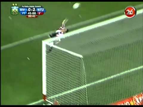 B Nacional 2011 - River vs A. Tucumán - Atajada Chichizola