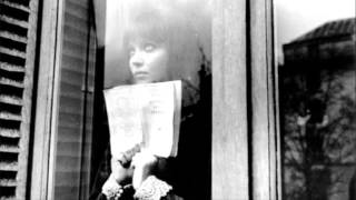 Revenge of the flowers (extended version) - Malcolm McLaren with Francoise Hardy