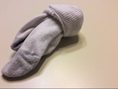 How to Fold a Pair of Socks!