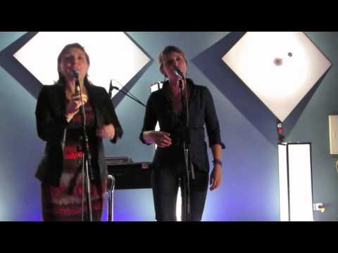 30 ANS de scène Annie EBREL -  EBREL / LE BUHE - Gavotte montagne